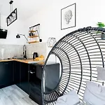 Wonder - Położone Blisko Deptaka, Licznych Restauracji I Sklepów