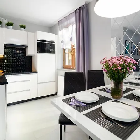 Wonder - Polozone Blisko Deptaka, Licznych Restauracji I Sklepow