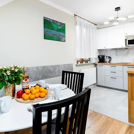 Wonder - Położone Blisko Deptaka, Licznych Restauracji I Sklepów *