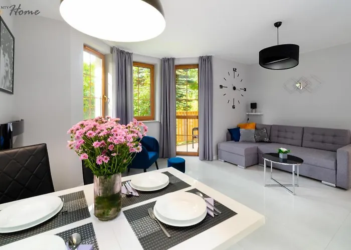 Apartment Wonder - Polozone Blisko Deptaka, Licznych Restauracji I Sklepow *