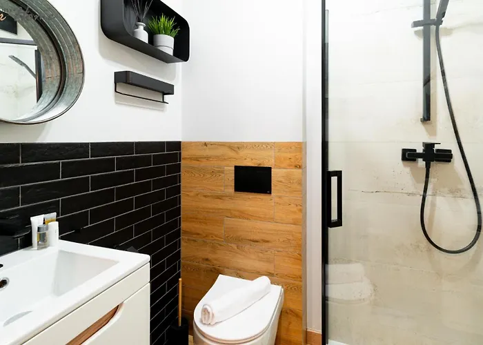 Wonder - Położone Blisko Deptaka, Licznych Restauracji I Sklepów *